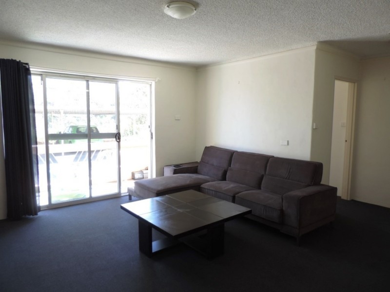 4/2 Albion Street, Goulburn NSW 2580