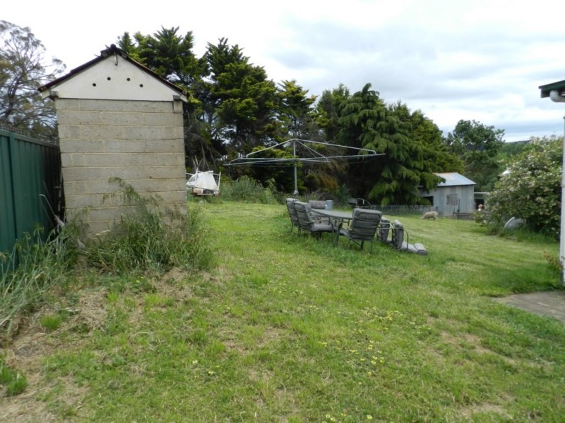 21 Wade Street, Crookwell NSW 2583