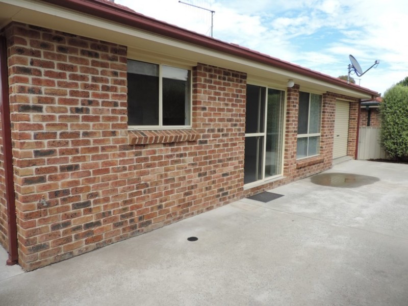 8 Brownhill Street, Goulburn NSW 2580