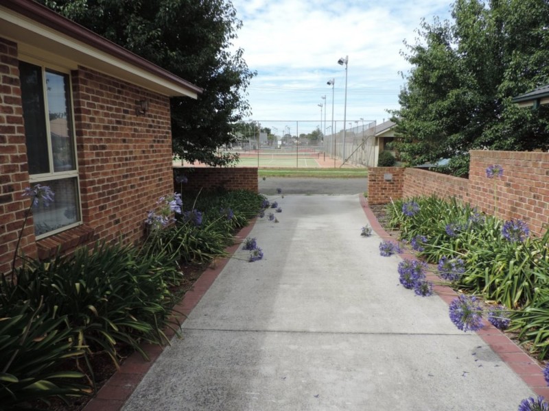 8 Brownhill Street, Goulburn NSW 2580