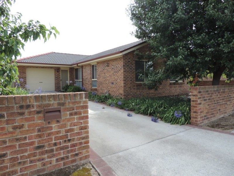 8 Brownhill Street, Goulburn NSW 2580