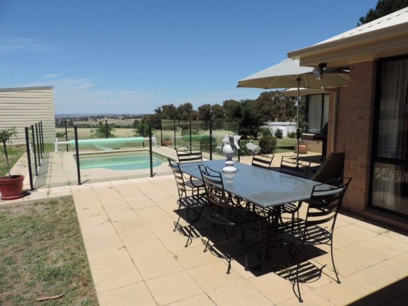 2966 Junction Point Road, Binda NSW 2583