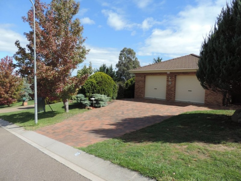 10 Endeavour Avenue, Goulburn NSW 2580