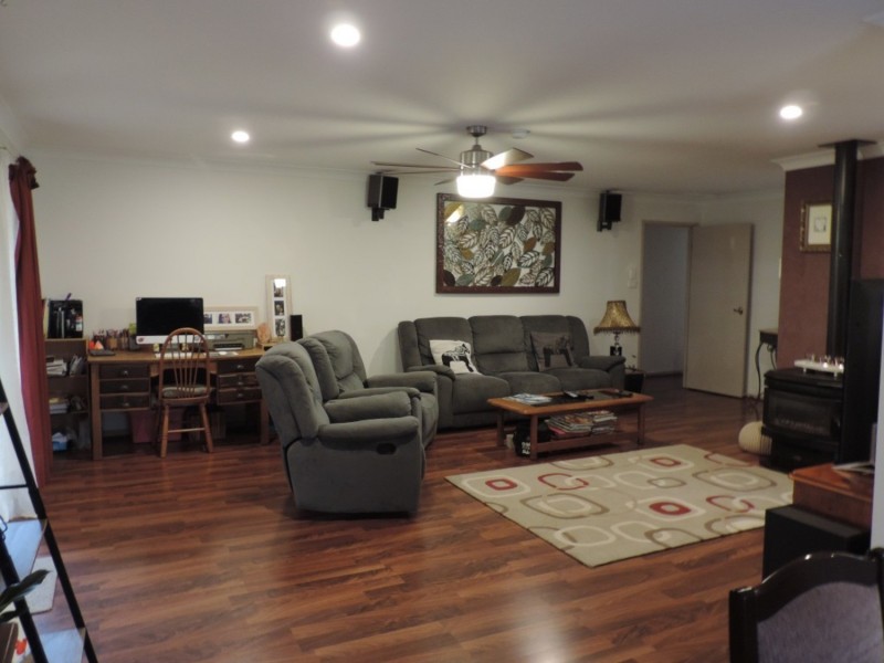 10 Endeavour Avenue, Goulburn NSW 2580