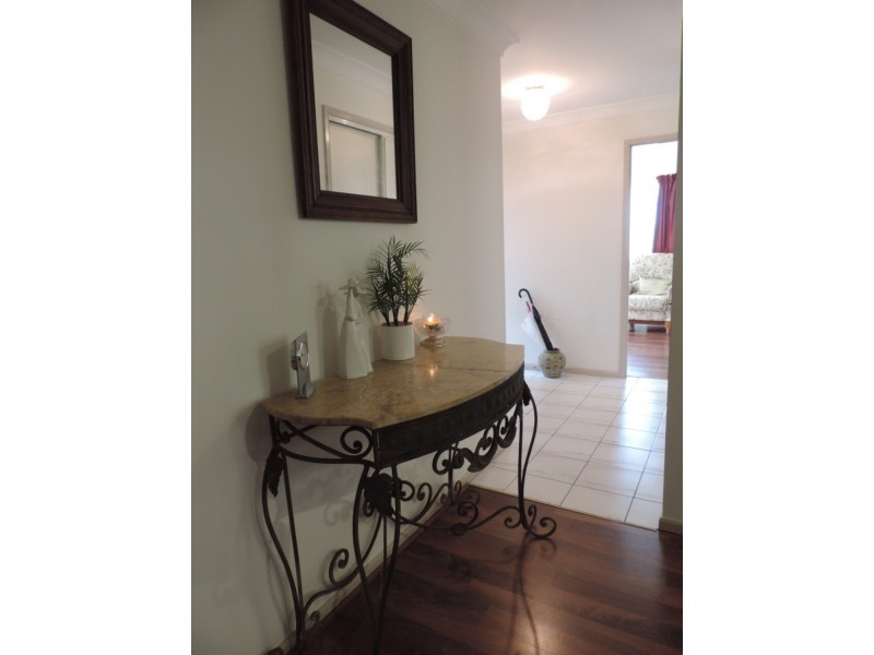 10 Endeavour Avenue, Goulburn NSW 2580