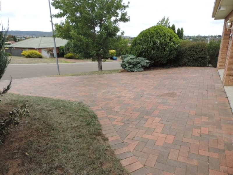 10 Endeavour Avenue, Goulburn NSW 2580