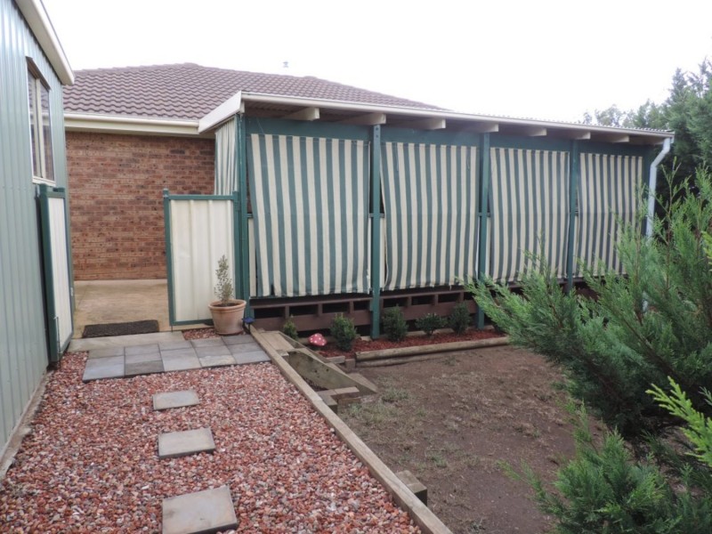 10 Endeavour Avenue, Goulburn NSW 2580