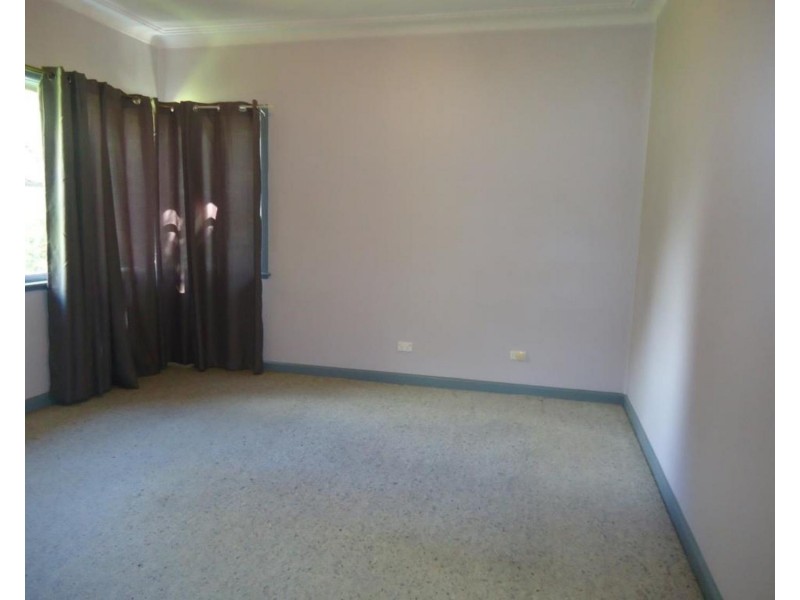 9 Stephenson Street, Crookwell NSW 2583