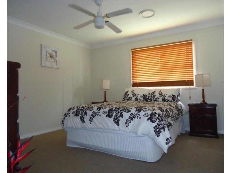 6 Robertson Street, Crookwell NSW 2583