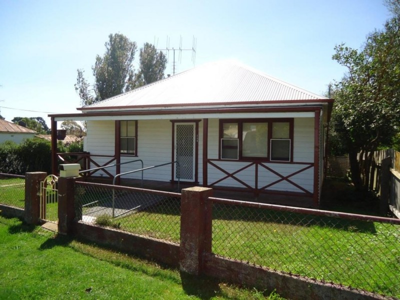 258 Goulburn Street, Crookwell NSW 2583