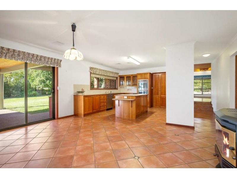 71 Coopers Lane, Goulburn NSW 2580