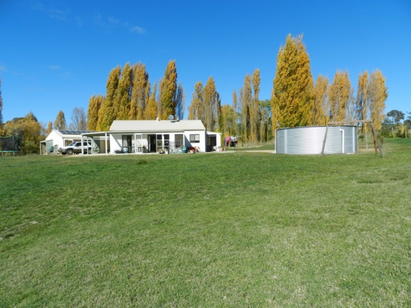 882 Peelwood Road, Laggan NSW 2583