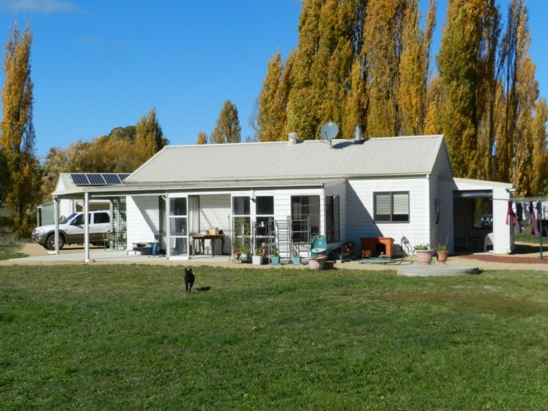 882 Peelwood Road, Laggan NSW 2583