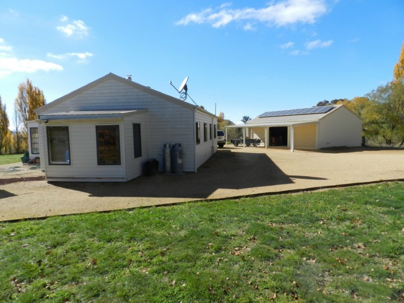 882 Peelwood Road, Laggan NSW 2583