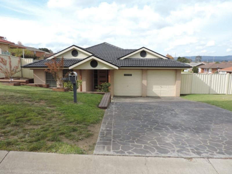 124 Green Valley Road, Goulburn NSW 2580