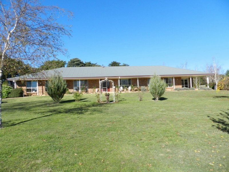 7594 Boorowa Road, Crookwell NSW 2583