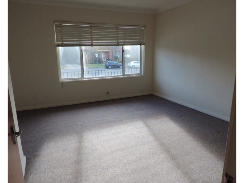 2/137 Cowper Street, Goulburn NSW 2580