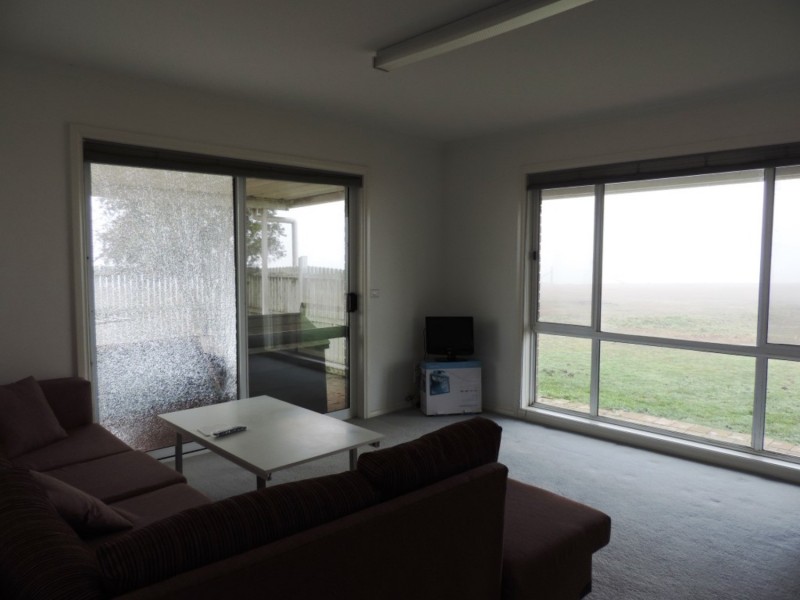 6237 Federal Highway, Collector NSW 2581