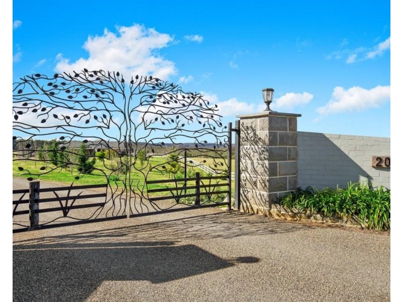 22 Eagles Lane, Marulan NSW 2579