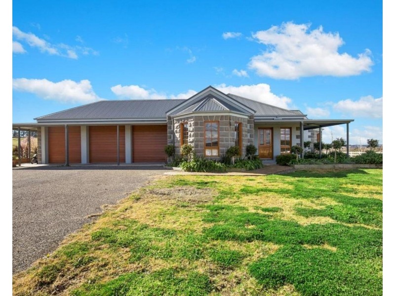 22 Eagles Lane, Marulan NSW 2579