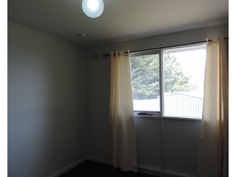 14 Strathallen Crescent, Goulburn NSW 2580