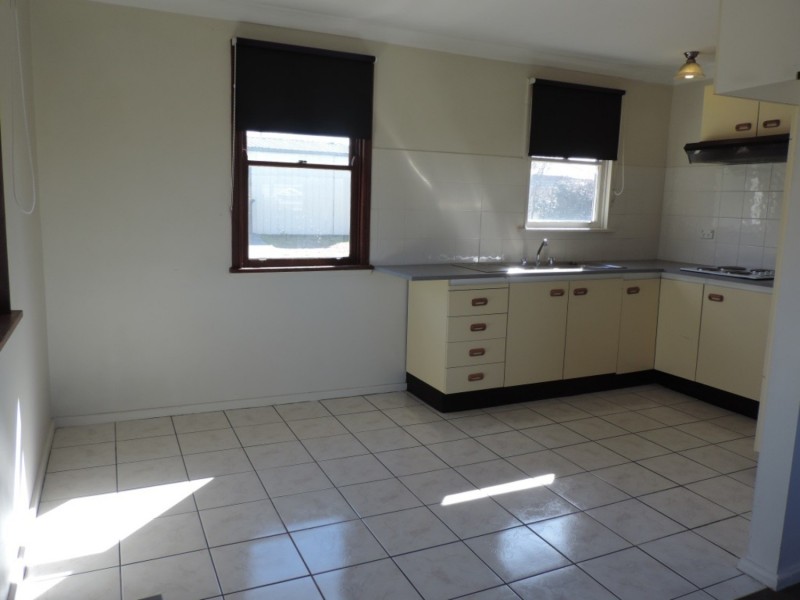 72 Hume Street, Goulburn NSW 2580