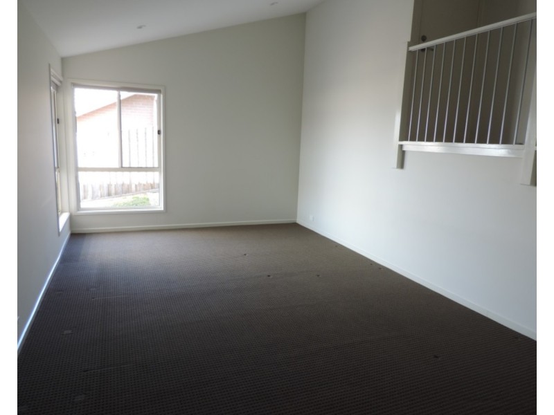 20 Walsh Drive, Goulburn NSW 2580