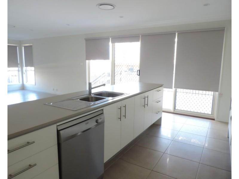 20 Walsh Drive, Goulburn NSW 2580