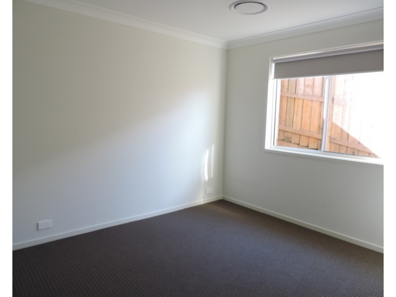 20 Walsh Drive, Goulburn NSW 2580