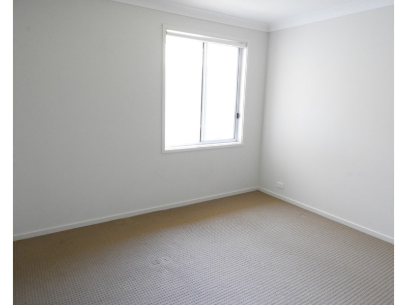 16 Stombuco Place, Goulburn NSW 2580