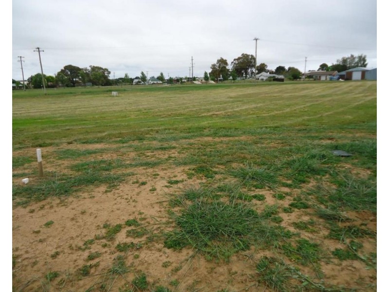 7 Graham Crescent, Crookwell NSW 2583