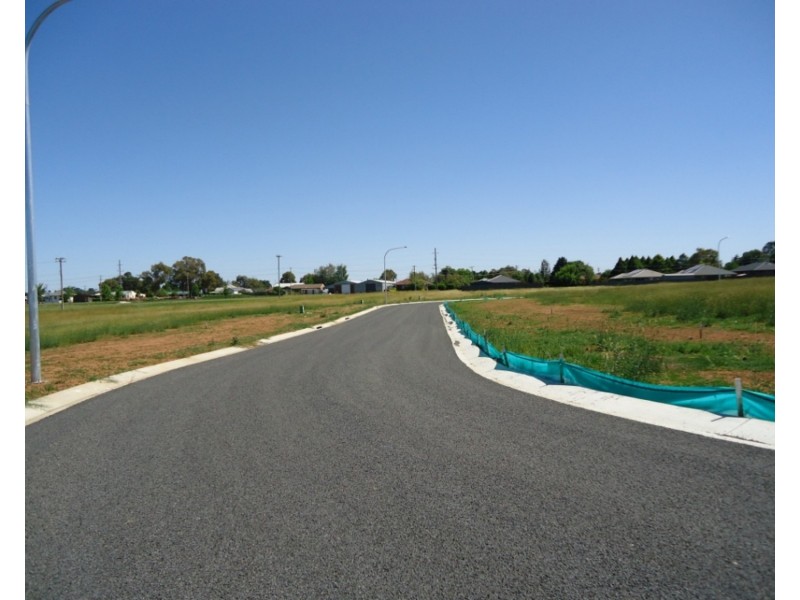 11 Graham Crescent, Crookwell NSW 2583