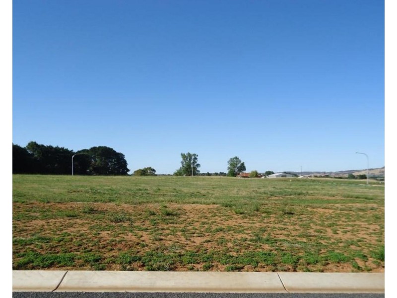 23 Graham Crescent, Crookwell NSW 2583