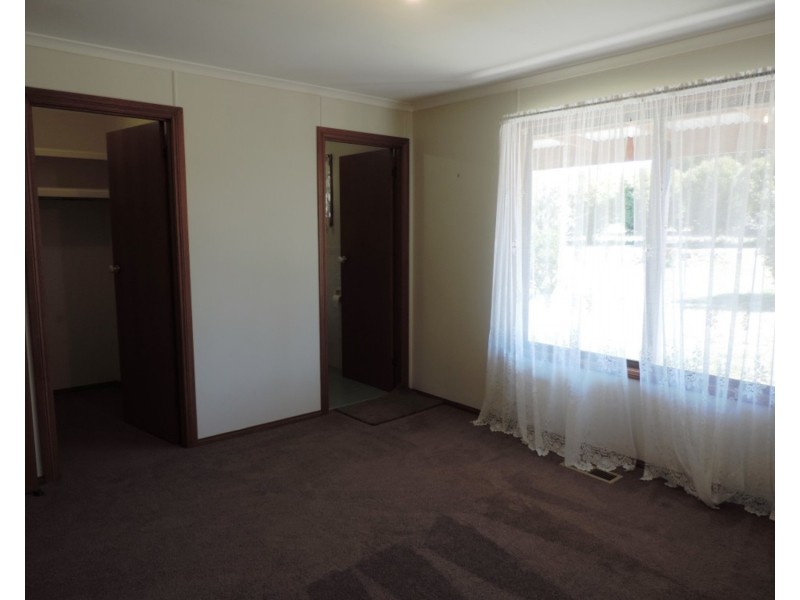 126 Thornford Road, Goulburn NSW 2580