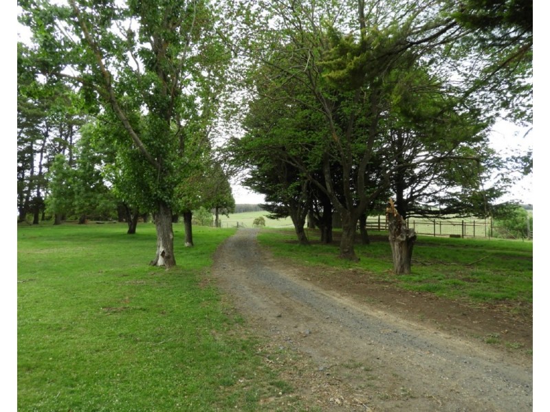 2853 Gurrundah Road, Gurrundah NSW 2581