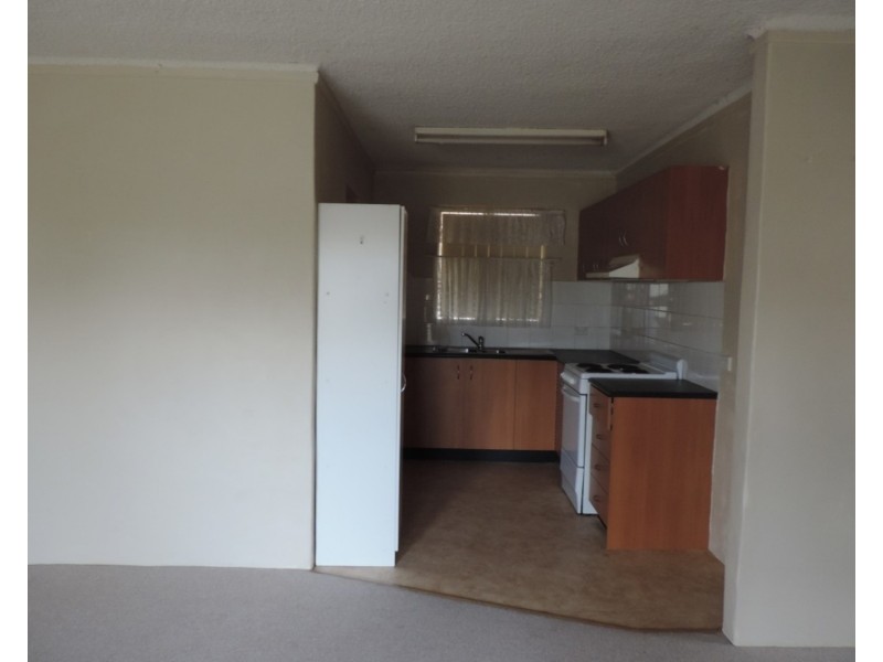 1/2 Albion Street, Goulburn NSW 2580