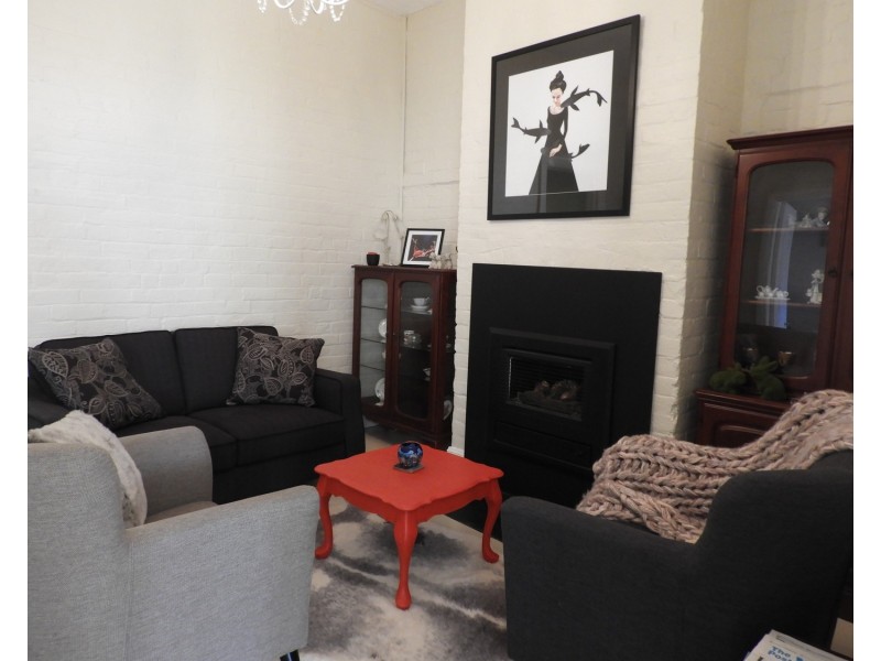 168 Cowper Street, Goulburn NSW 2580