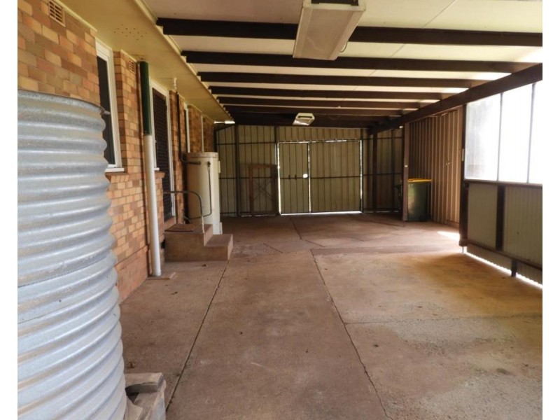 22 Crown Street, Crookwell NSW 2583