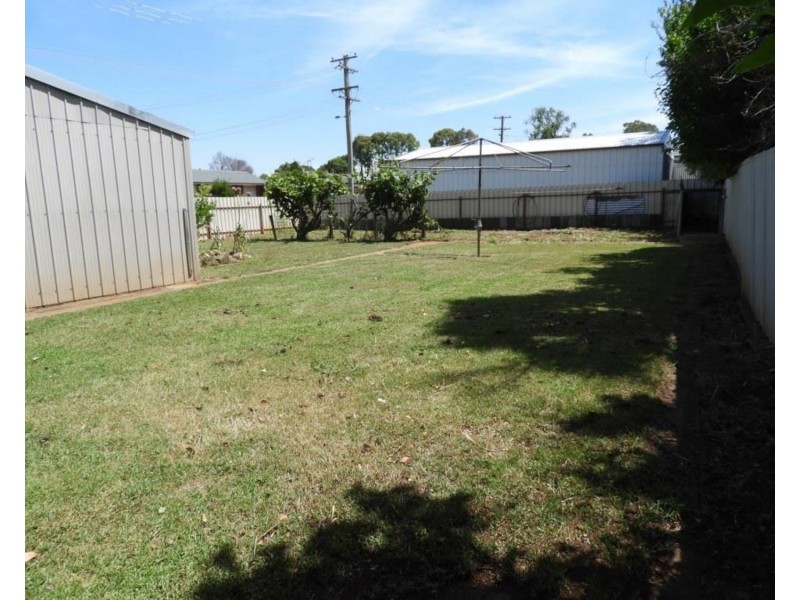 22 Crown Street, Crookwell NSW 2583