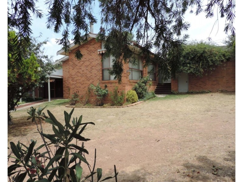 2 Macalister Drive, Goulburn NSW 2580