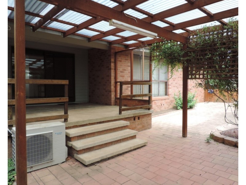 2 Macalister Drive, Goulburn NSW 2580