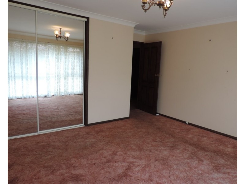 2 Macalister Drive, Goulburn NSW 2580