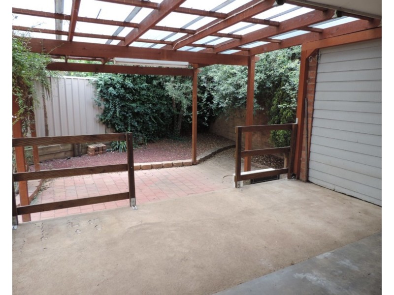 2 Macalister Drive, Goulburn NSW 2580