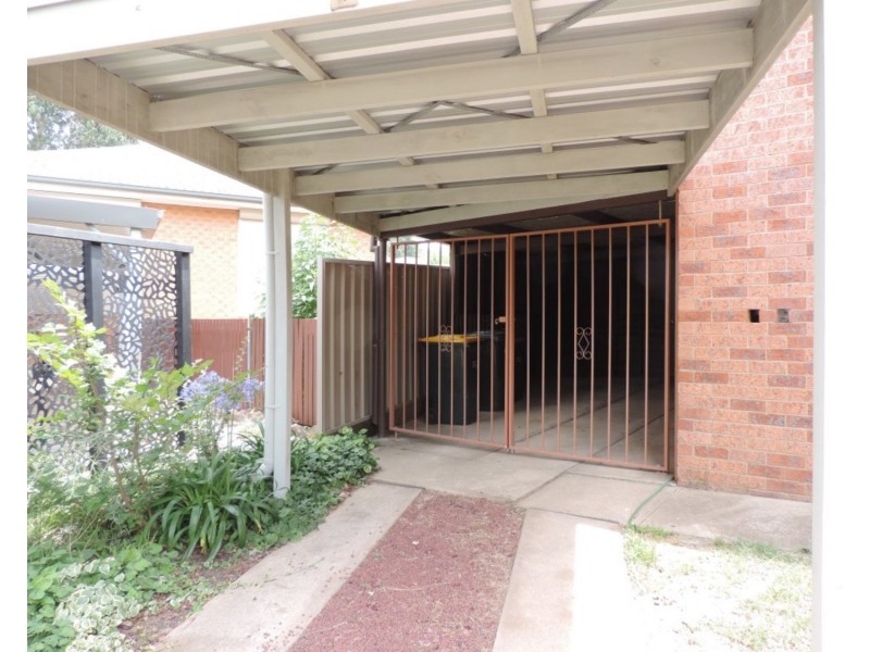 2 Macalister Drive, Goulburn NSW 2580