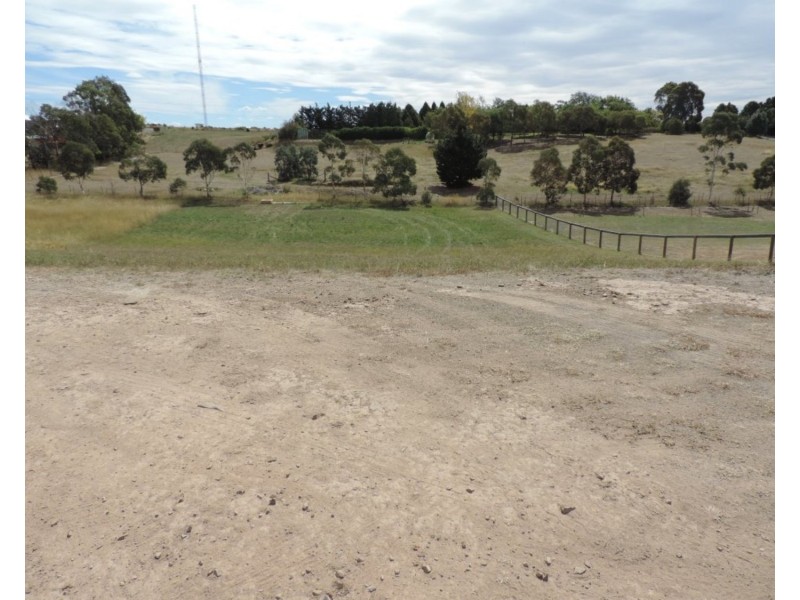 11 Sanctuary Drive, Goulburn NSW 2580