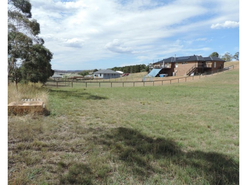 11 Sanctuary Drive, Goulburn NSW 2580