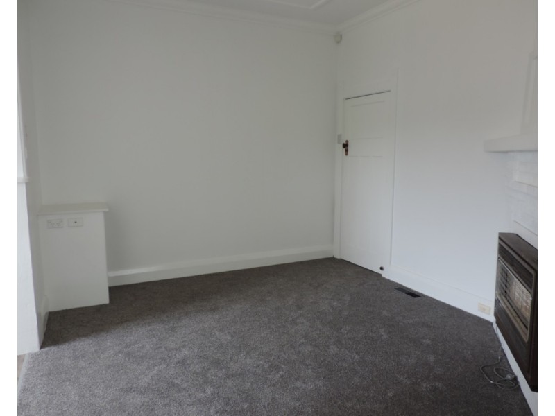 6 Werriwa Street, Goulburn NSW 2580