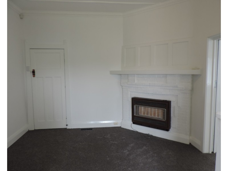 6 Werriwa Street, Goulburn NSW 2580