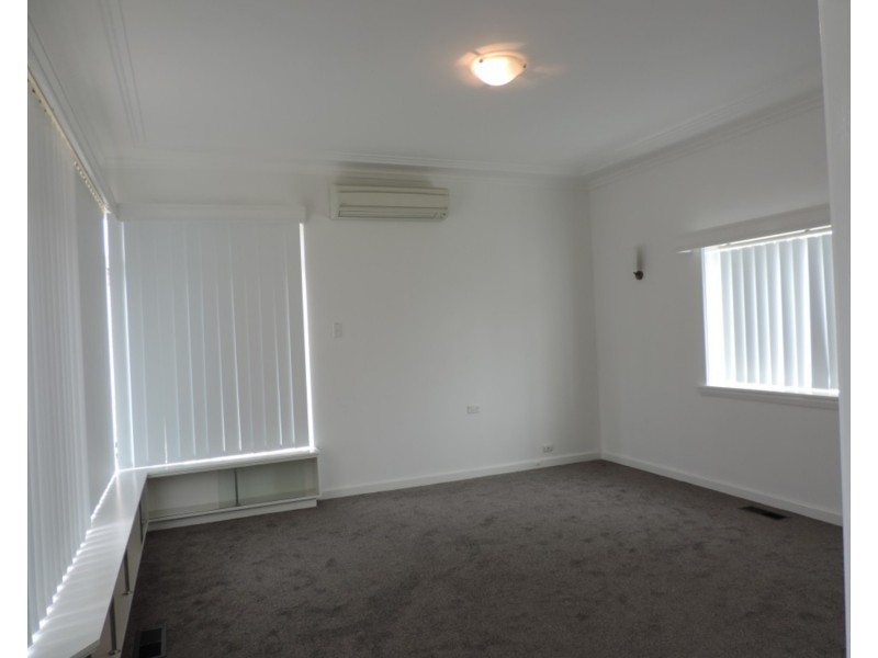 6 Werriwa Street, Goulburn NSW 2580