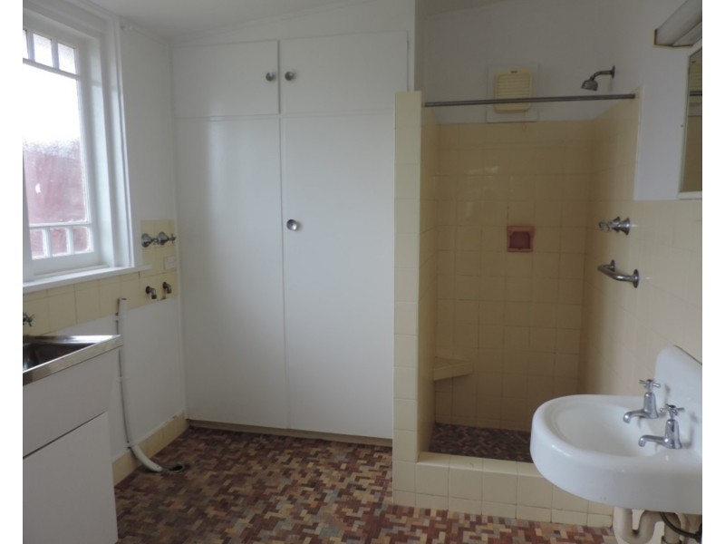 6 Werriwa Street, Goulburn NSW 2580